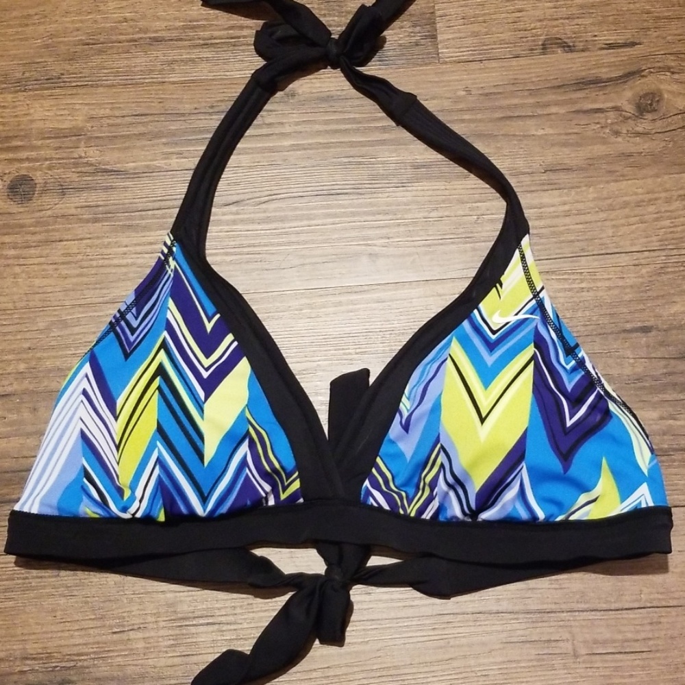 Nike swim suit top